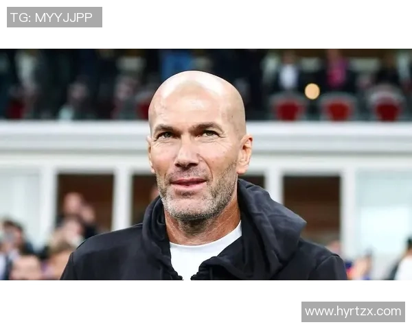 一分钟了解一位足球明星 走近世界顶级球员的背后故事与荣耀 一分钟了解一位足球明星 走近世界顶级球员的背后故事与荣耀