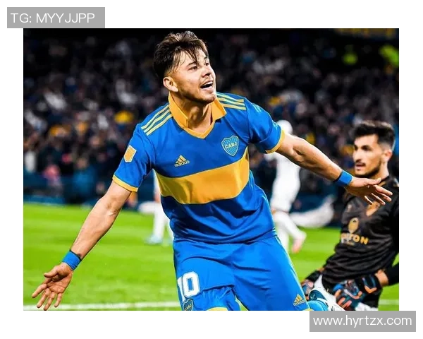 七月四日生日的足球巨星盘点与成就解析 七月四日生日的足球巨星盘点与成就解析