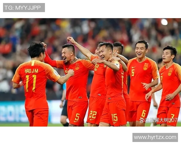 中国明星追随足球球星热潮引发关注粉丝互动全新风暴 中国明星追随足球球星热潮引发关注粉丝互动全新风暴