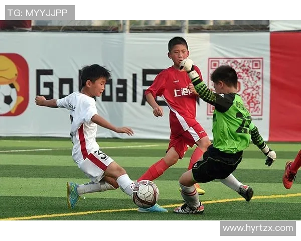 冰岛足球明星崛起之路探索从青训到国际舞台的拼搏与荣耀