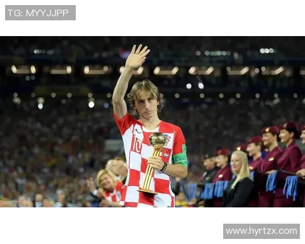 卡莫德里奇世界杯球星卡限量版收藏解析及其价值探讨